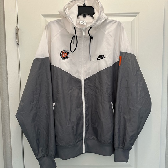Nike Other - NIKE HERITAGE ESSENTIALS WINDRUNNER HOODED JACKET ( custom logo ) Size XLarge